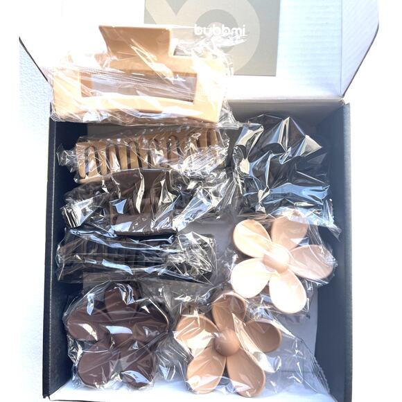 New Non Slip Hair Claw Clip Gift Set in Neutral Colors - Picture 6 of 6
